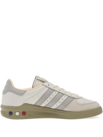 adidas Gs II Spzl geperforeerde sneakers met drie strepen - Beige