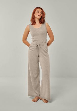 You Look Perfect LOUNGEWEAR SET - Top Blossom & Pants Frida