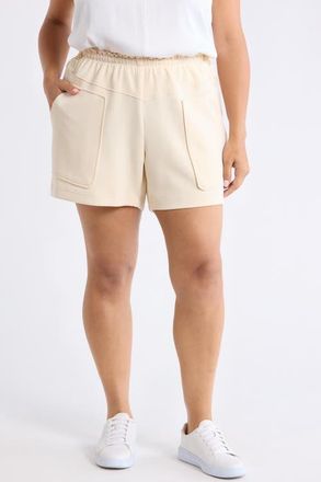 Wit & Wisdom Skyrise Shorts with V-Yoke in Blanched Almond at Nordstrom, Size 3X