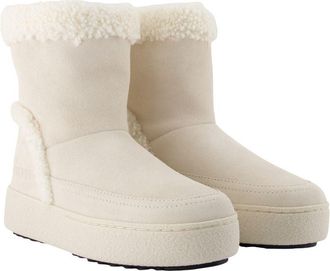 Moon Boot Womens Tina Slipper Boot White Calfskin