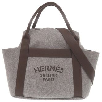 Herm&egrave;s Gray Felt Tote Bag (Pre-Owned)