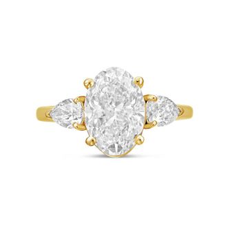 Diana M. Jewels 18kt yellow gold lab grown 15ct oval diamond ring with pears on the sides