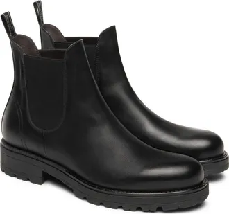 Nero Giardini Leather Chelsea Boot in Black at Nordstrom, Size 44