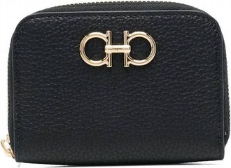 Ferragamo Womens Gancini Card Holder In Black