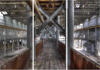 Schubiger M&ouml;bel Digitaldruck auf Acrylglas Werkshalle 1