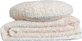 Alo Home Pack manta 130x170 cm + coj&iacute;n 45cm redondo borreguito blanco roto