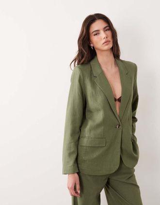 Vila Blazer sartoriale in misto lino verde oliva in coordinato