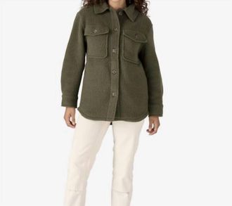 Patagonia Womens Retro Pile Shacket In Needle Green