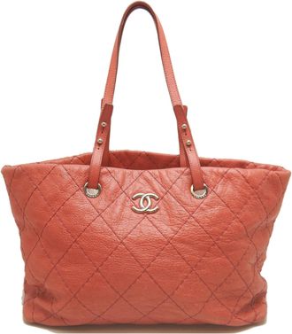 Chanel On The Road Red Color Leather Tote Bag (Pre-Owned)