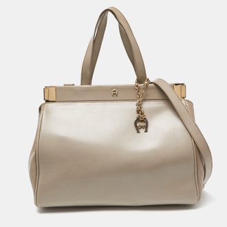 Aigner Beige Leather Totes Bag