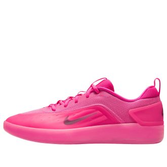 Nike SB Zoom Nyjah 4 Hyper Pink FQ1273-600