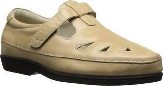 Prop&eacute;t Womens Ladybug T-Strap Walking Shoe In Oyster