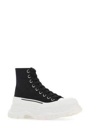 Alexander McQueen Tread Slick Sneaker - Black
