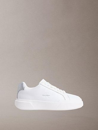 Calvin Klein CK Avenue - leren sneakers met logo in reli&euml;f