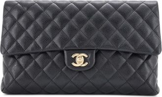 Chanel Classic Flap Quilted Caviar clutch bag - Zwart