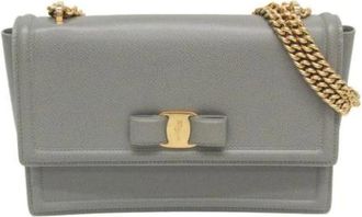 Ferragamo Pre-owned Shoulder Bags, female, Gray, Size: ONE SIZE Pre-owned Leather shoulder-bags
