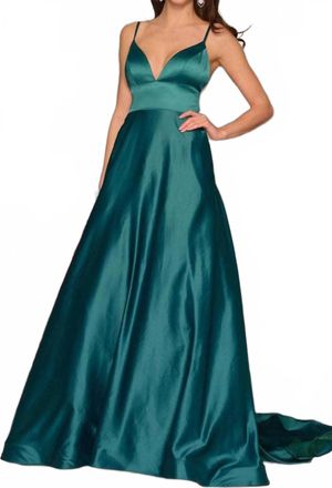Dave & Johnny Sleeveless Plain Evening Dress In Emerald