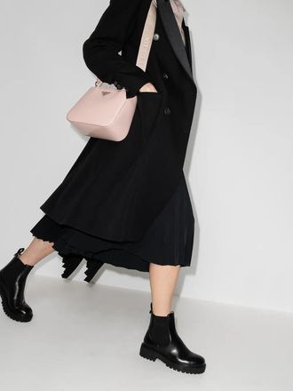 Ferragamo Gancini Logo-Detail Chelsea Boot - Black