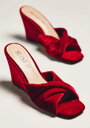 Silent D Katia Wedges