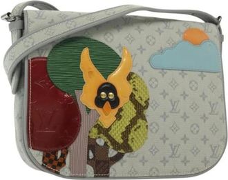 Louis Vuitton Pre-owned Cross Body Bags, female, Gray, Size: ONE SIZE Pre-owned Canvas Cross Body Bag