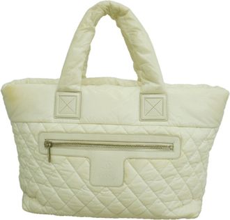 Chanel White Nylon Tote Bag (Pre-Owned)