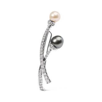 House of Brilliance 18K White Gold 3/5 Cttw Diamond and Cultured South Sea Black and White Pearl Brooch Pin (H-I Color, VS1-VS2 Clarity)