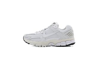 Nike (WMNS) Nike Air Zoom Vomero 5 Sail Vast Grey FQ7079-100