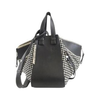 Loewe Pre-owned Handbags, female, Multicolor, Size: ONE SIZE Pre-owned Wool and Calfskin Shoulder Bag