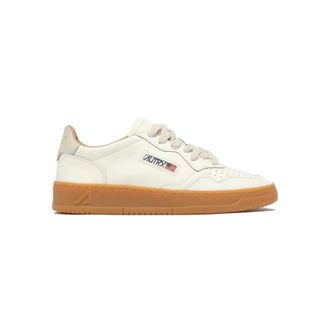 Autry Medalist Low - female - Autry - Sneakers - White - 7 UK - Shoes