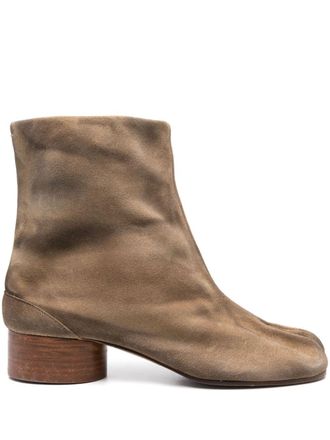 Maison Margiela Tabi 30mm ankle boots - women - Suede - 36 - Brown