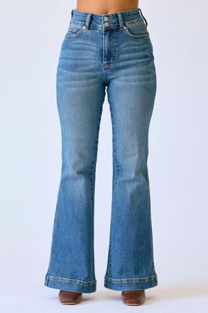 Judy Blue Presley Petite Flare Jean In Medium Wash