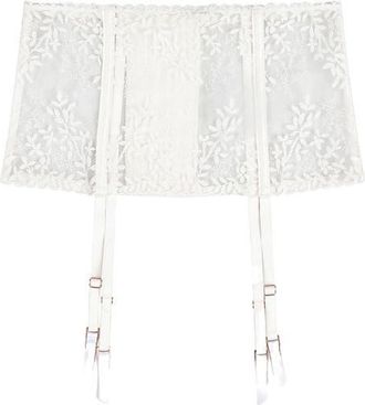 Huit Amoureuse Lace Garter Belt in White at Nordstrom, Size X-Large