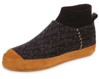 Acorn Unisex Polar Pair Ankle Fleece Slipper Sock, Black, 9-10 US Women