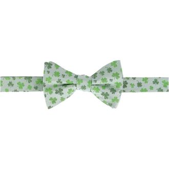 Trafalgar Store White Shamrock Novelty Silk Bow Tie at Nordstrom