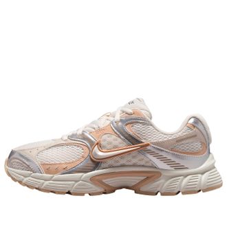 Nike (WMNS) Nike V5 RNR Phantom Chalk Shimmer HQ7901-012