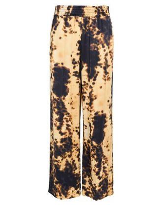 Victoria Beckham PARTES DE ABAJO - Pantalones en YOOX.COM
