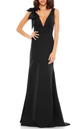 Mac Duggal Sleeveless V Neck Bow Detail Mermaid Gown in Black at Nordstrom, Size 10