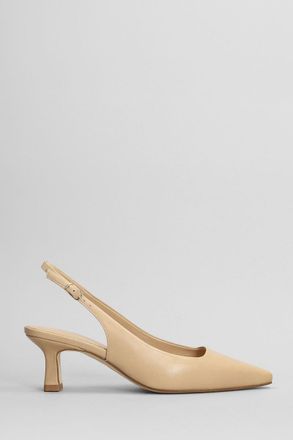 Julie Dee Pumps