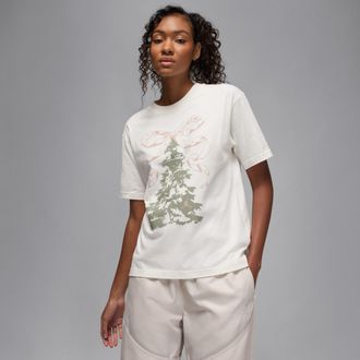 Nike Jordan Womens Jordan Brooklyn T-Shirt in White | HV0451-133