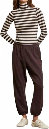 perfectwhitetee Johnny Classic Style Sweatpants In Cocoa