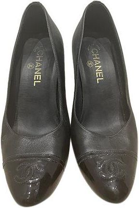 Chanel Black leather & patent toe cap heeled pumps Size 38