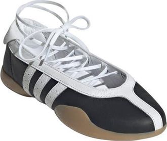 adidas Taekwondo Mei Sneaker in Core Black/White/Gum at Nordstrom, Size 7.5