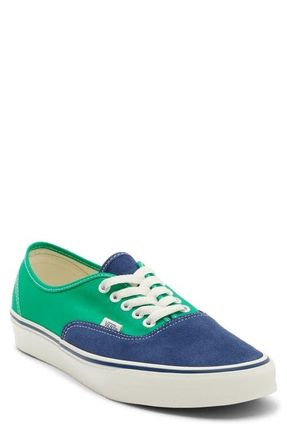 Vans Authentic Low Top Sneaker in Primary Navy at Nordstrom, Size 10.5