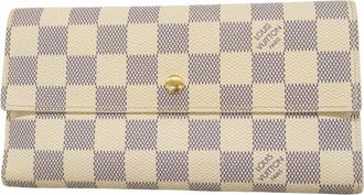 Louis Vuitton White Long Wallet (Tri-Fold) (Pre-Owned)