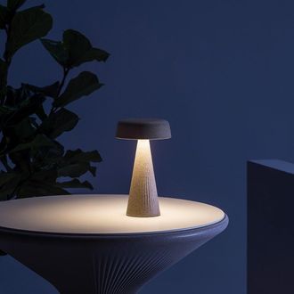 Plust Fade Table Lamp Bianco Luminoso - L13 X P13 X H22 Cm Lampada Da Tavolo Colorata Di Design Originale Plust Interno Esterno Moderna Giardino
