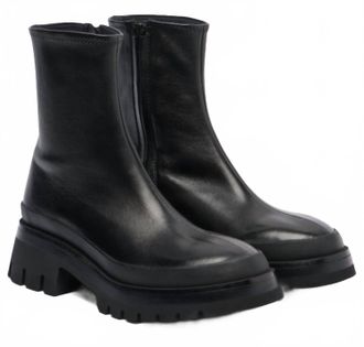 Khaite Womens Fallon 35 Boot In Black