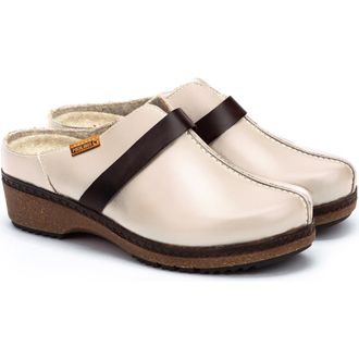 Pikolinos Granada Water Repellent Clog in Marfil at Nordstrom Rack, Size 8.5Us / 39Eu