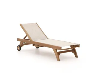 Bellagio la vita attrattiva Bellagio Strassoldo ligbed met wiel