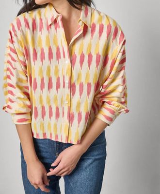 Lilla P Dolman Button Down Top In Taffy Ikat