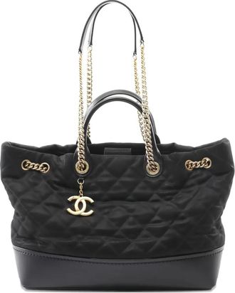 Chanel Borsa tote matelass&eacute; con catena 2013-2014 - Nero